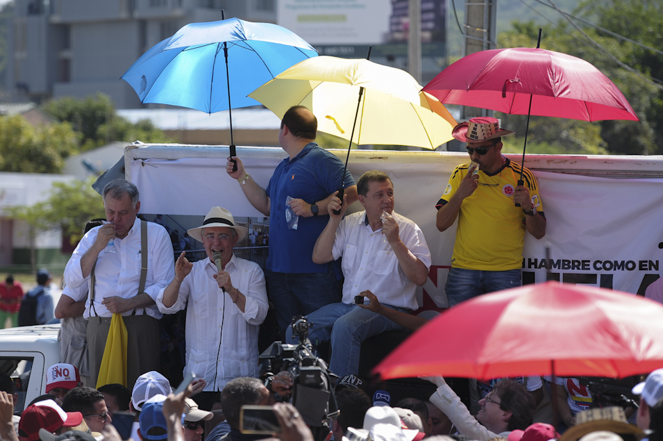 Así hizo campaña por el No el uribismo en Cartagena
