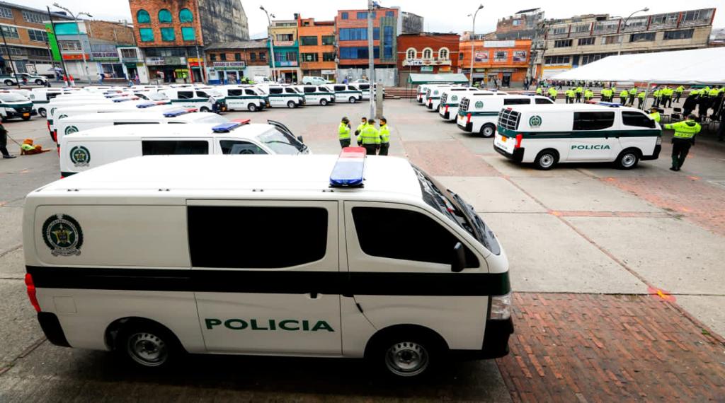 Ladrón salió volando, literalmente, de una patrulla de policía en el Tintal