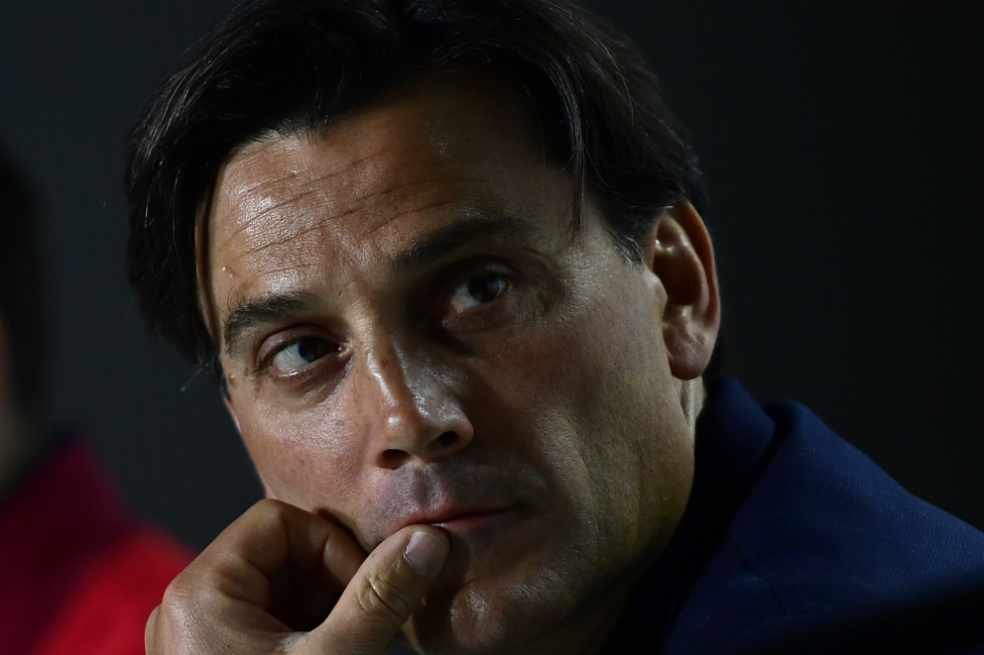 Vincenzo Montella no es más técnico del Sevilla, equipo de Luis Fernando Muriel