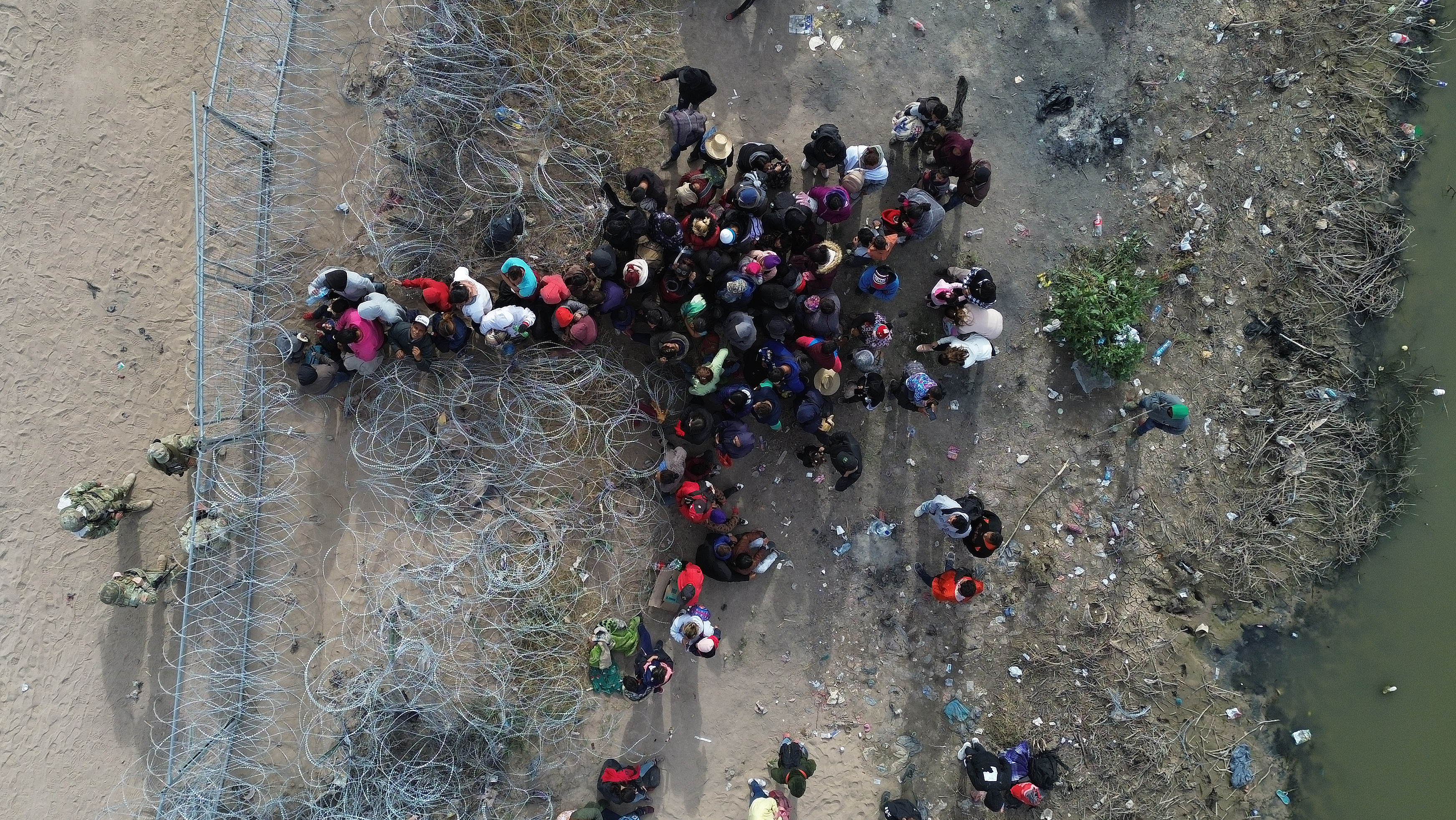 Migración: México firmó un acuerdo con Venezuela y respondió ante la ley de Texas