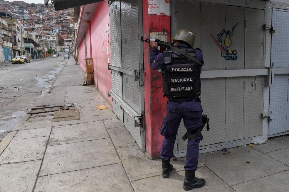 El “libro negro de la dictadura”: reporte de “terrorismo de Estado” en Venezuela