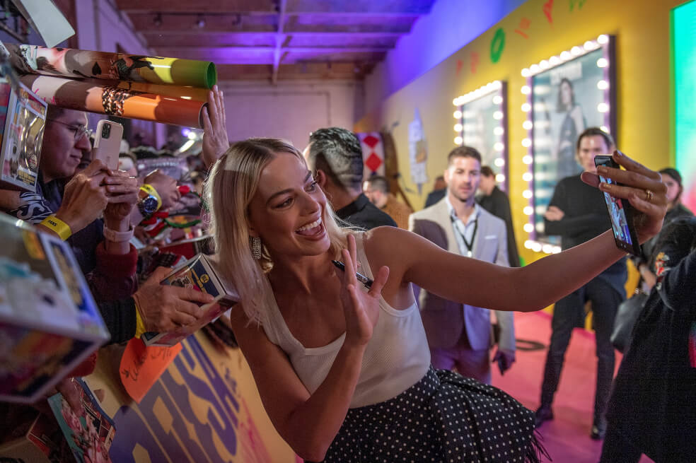 Margot Robbie: «quiero ver más hermandad entre las mujeres en la pantalla»