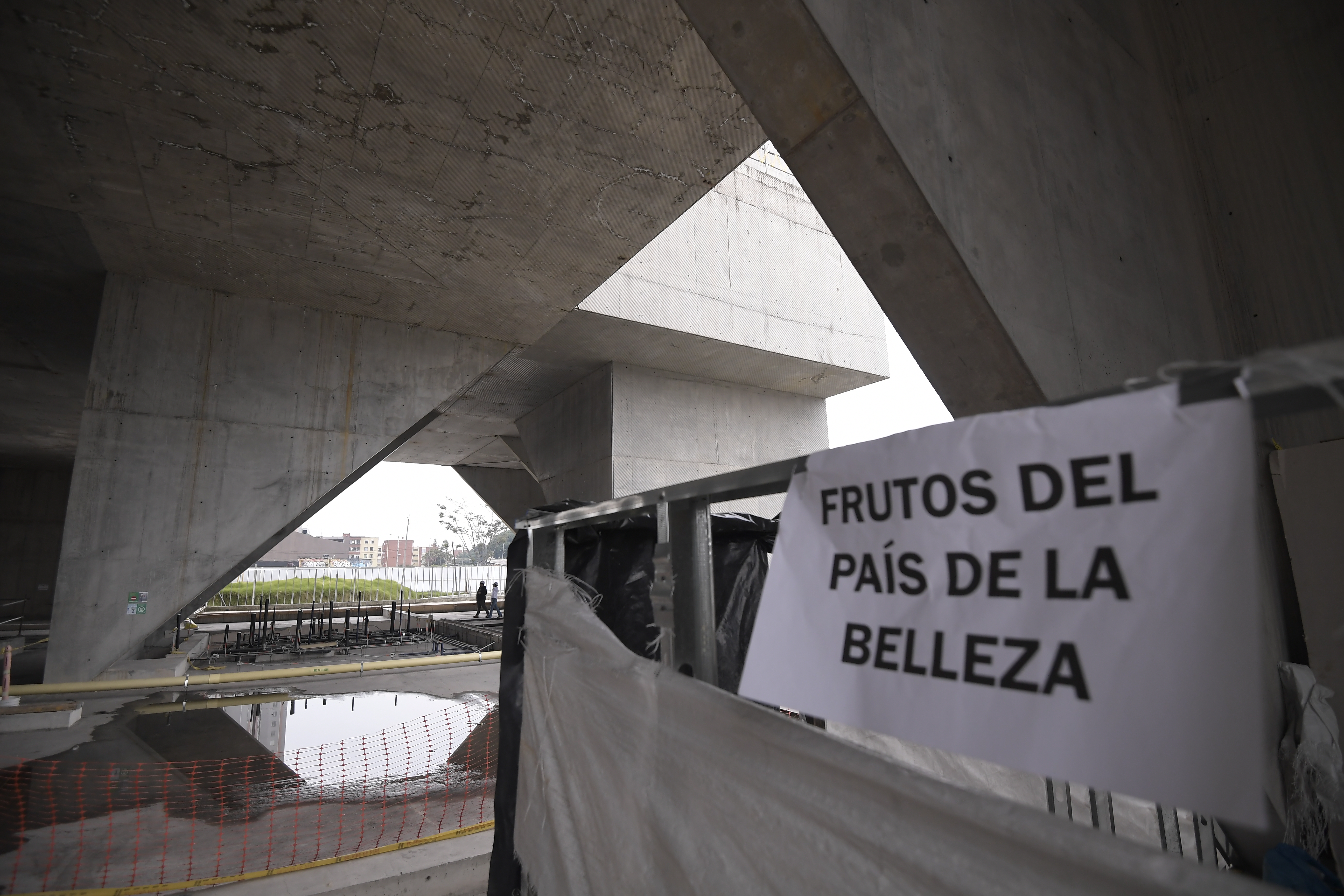 Edificio que reanudará su construcción tras tres años de parálisis.