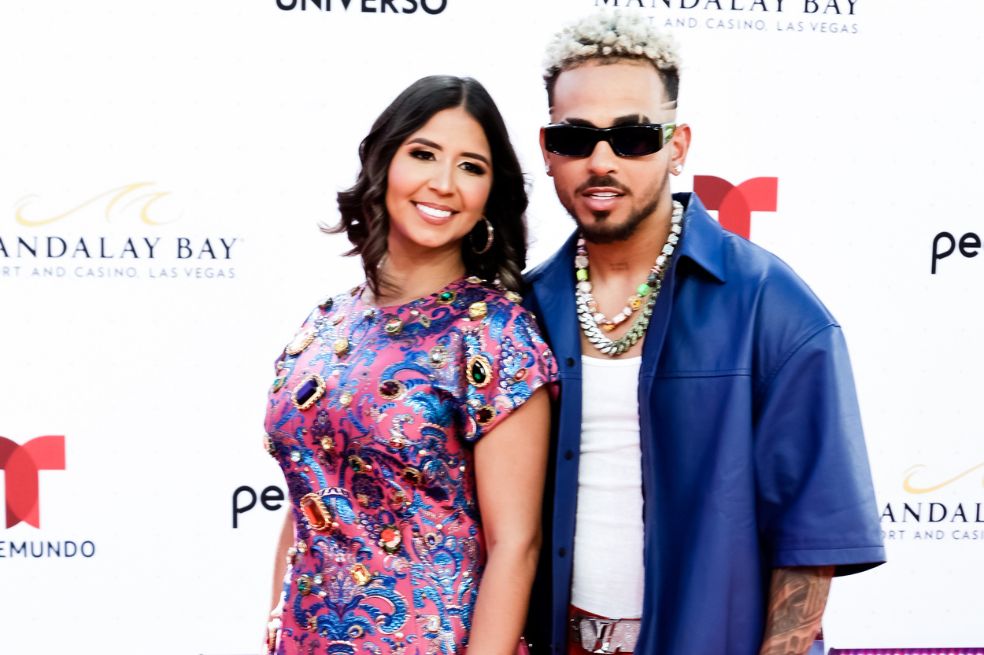 Ozuna y su esposa Taína Marie Meléndez llevan más de diez años juntos. Son pocos los detalles que comparten sobre su vida privada.
