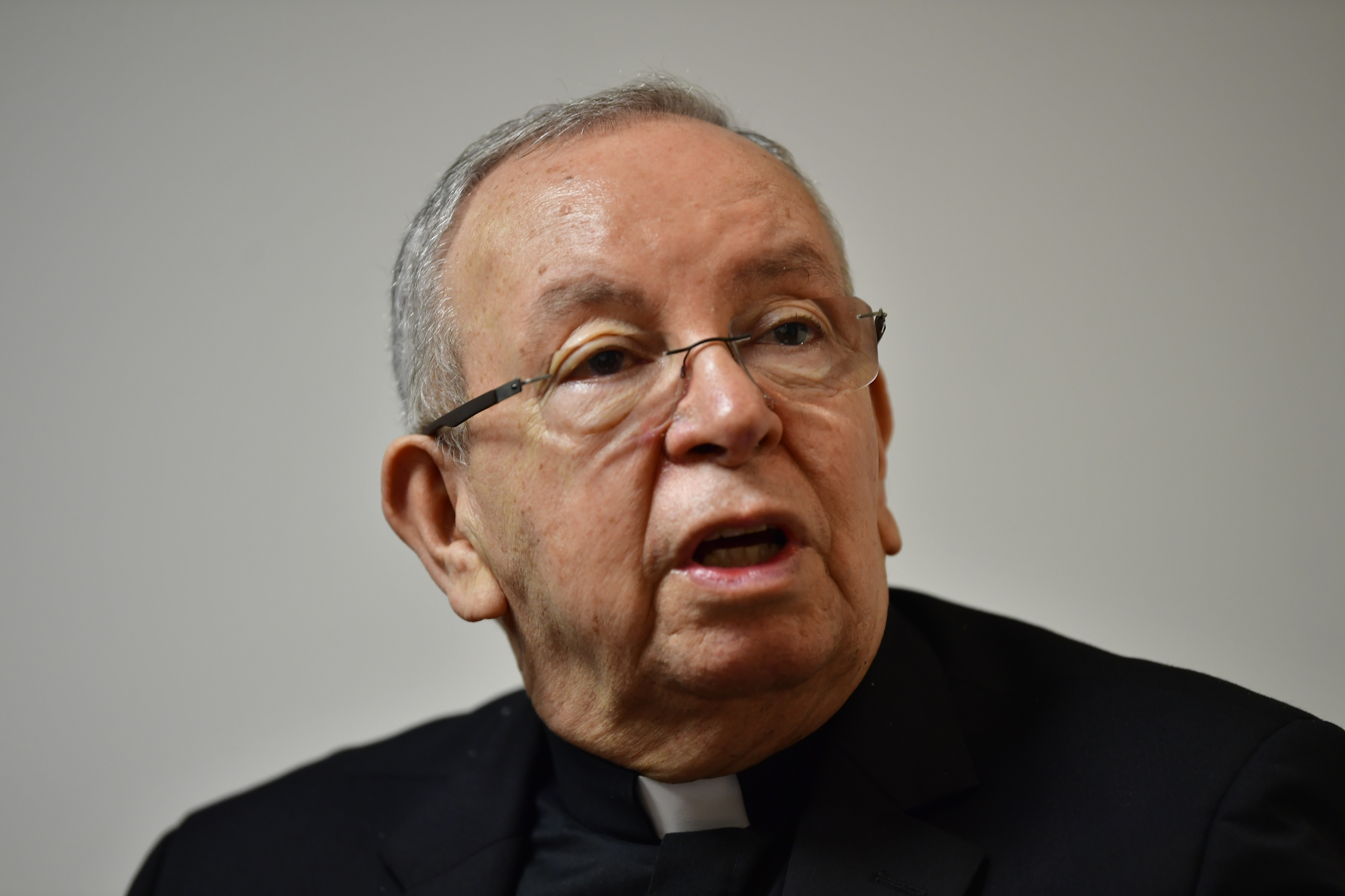 Monseñor de la iglesia católica