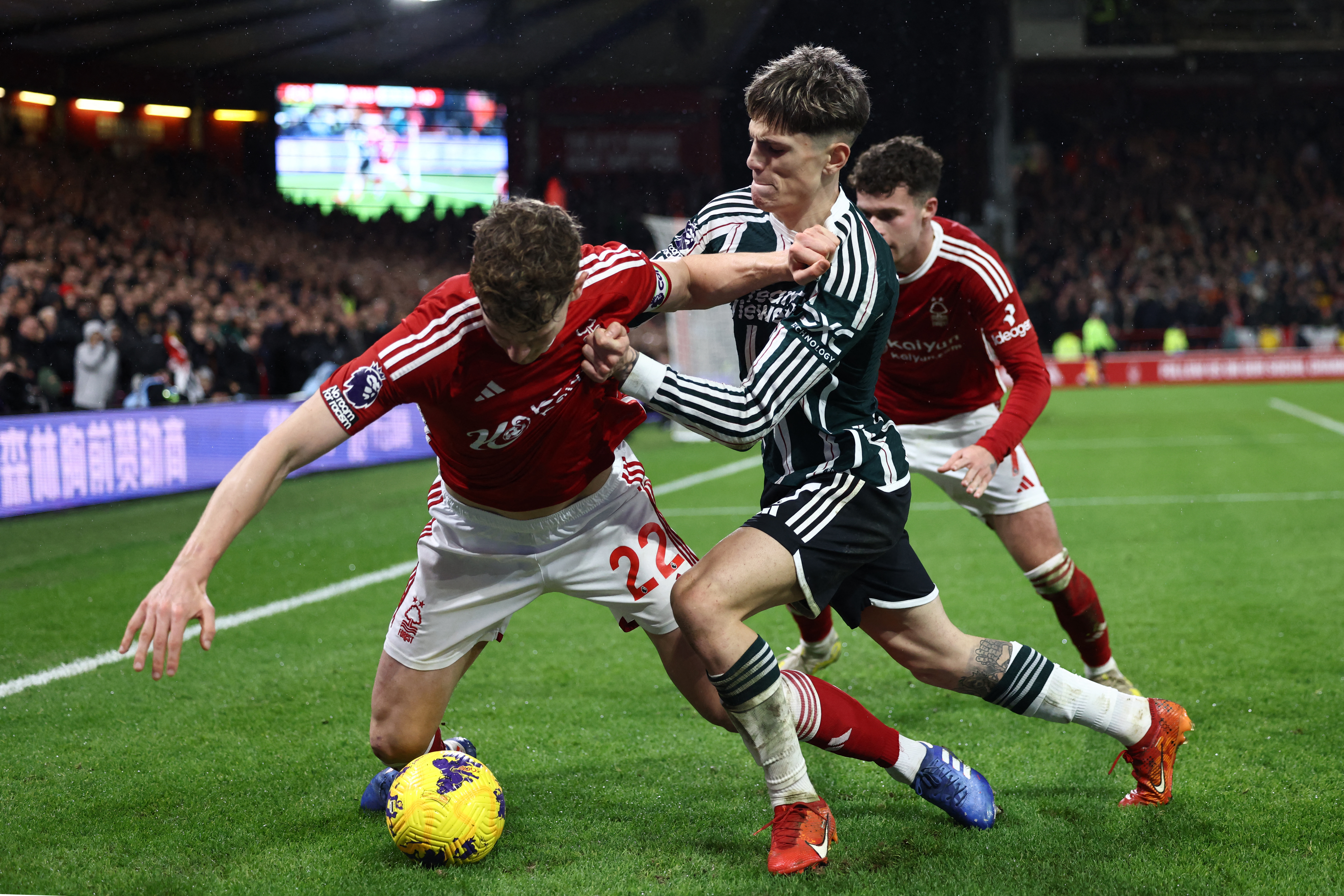 El Forest sorprendió y Manchester City cumplió: Así va la tabla de la Premier League
