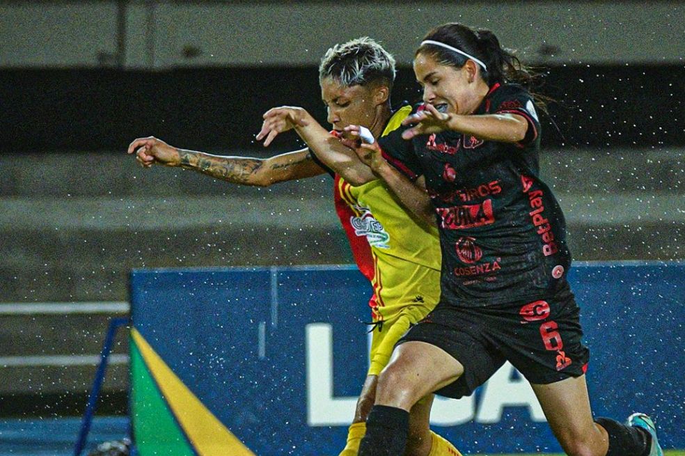 América abrió ganando las semis de la Liga Femenina, en un partido que creía perdido