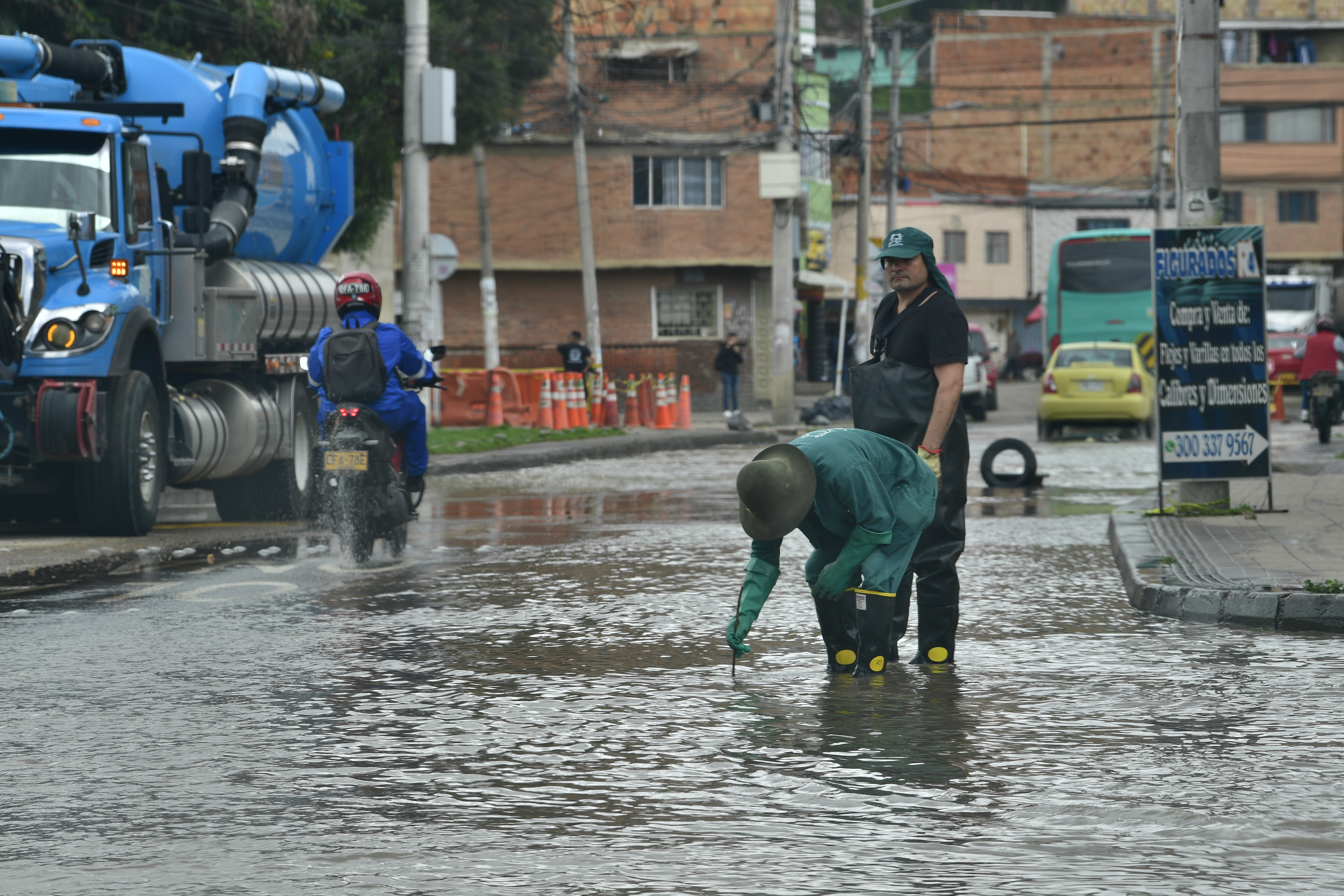Inundaciones y vías colapsadas: lo que dejaron los aguaceros del jueves en Bogotá