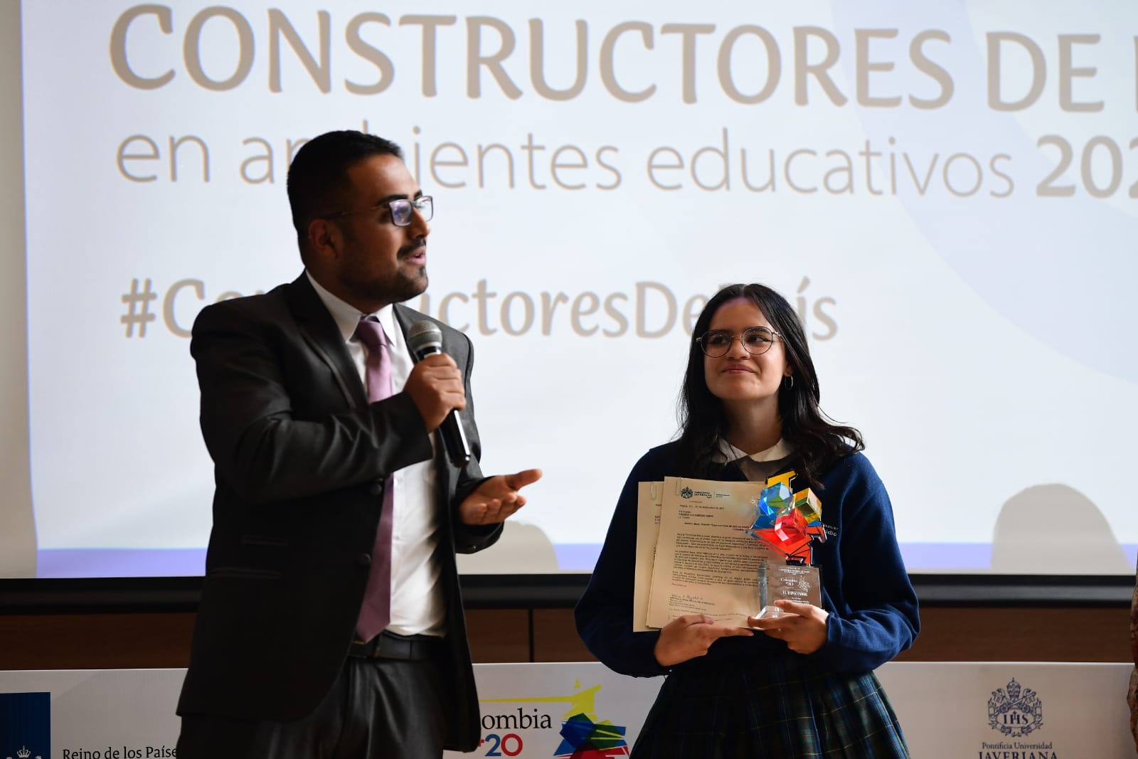 El ganador fue el Colegio Colsubsidio Norte - Laboratorio Educomunicativo Voces de Bogotá.
