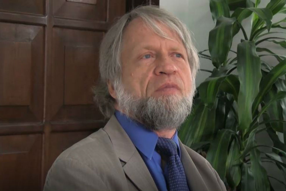 CNE define hoy el futuro de la curul de Antanas Mockus
