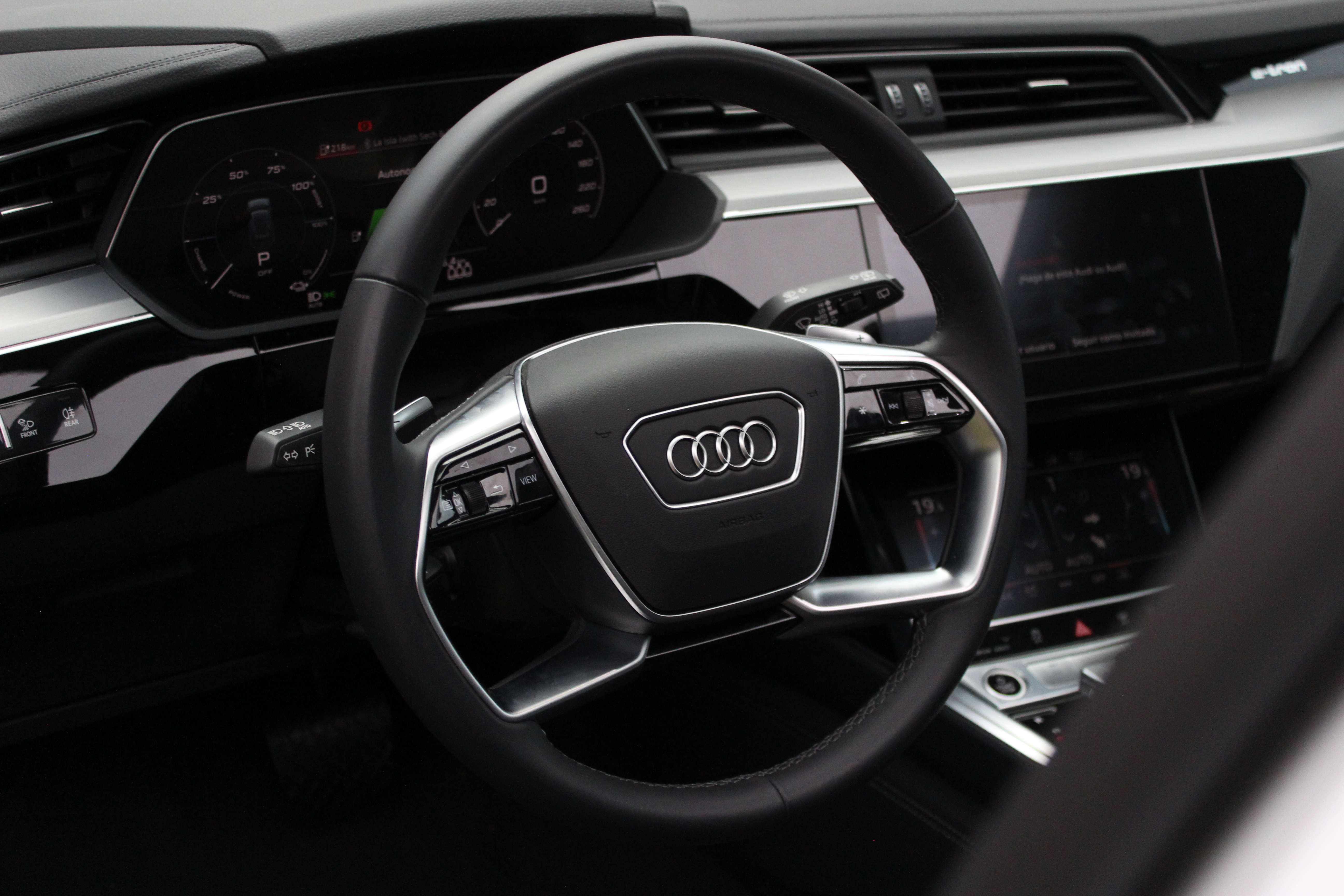 Audi Q8 e-Tron 55.