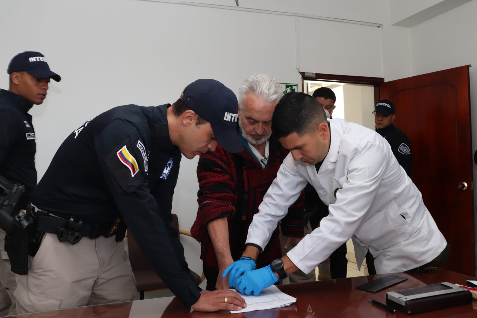 Mark Scott Grenon, señalado por falsificación de medicamentos.