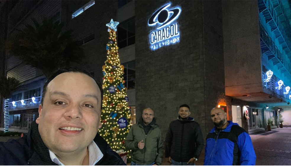 Integrante del ‘Ojo de la Noche’ se retira de Noticias Caracol. Así lo despidieron