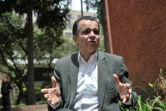Con éxito se realizó cirugía a Óscar Iván Zuluaga