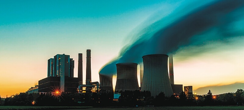 Emisiones de CO2 cayeron 17 % por la pandemia