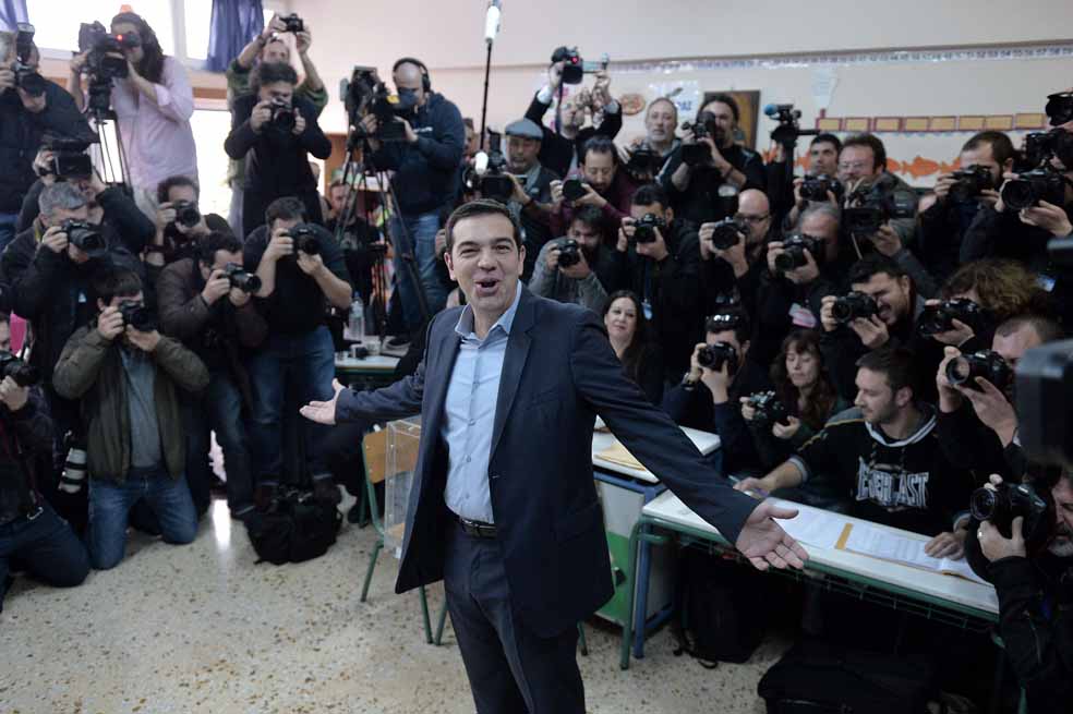 Tsipras, un primer ministro sin corbatas