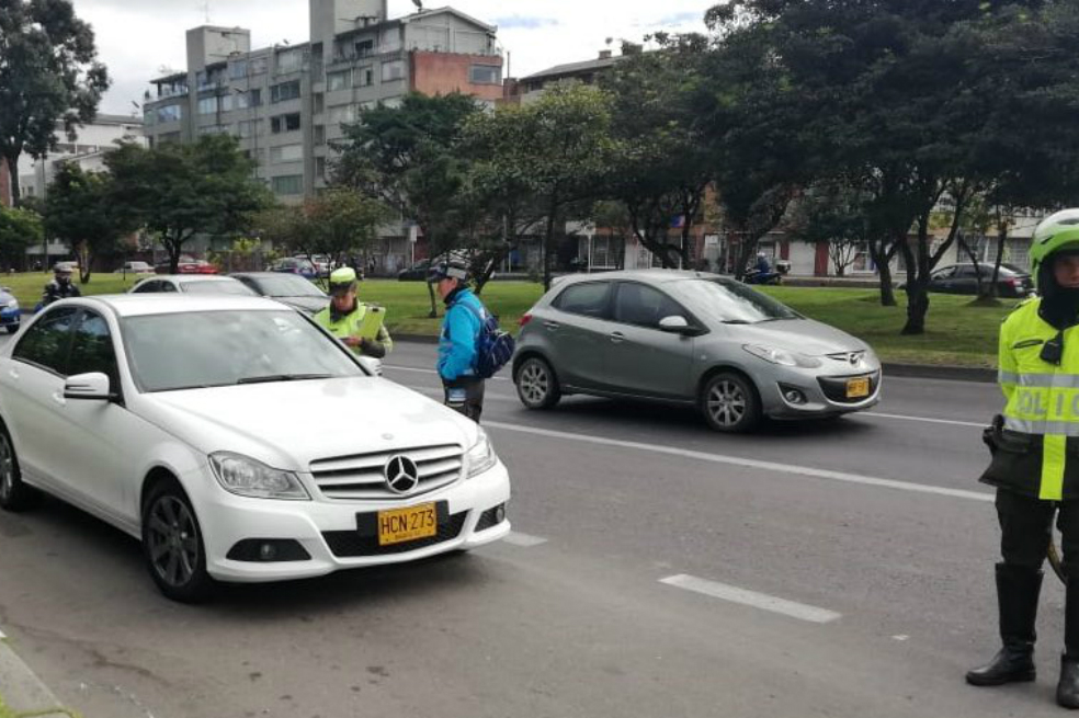 Iniciativa que frenaría abuso de comparendos, a un paso de convertirse en ley
