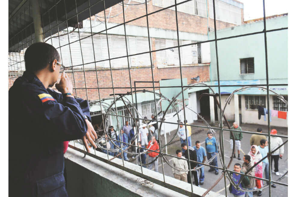 JEP concede libertad transitoria a 25 miembros de la fuerza pública