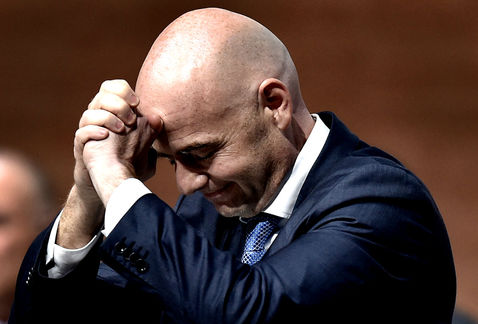 Putin felicitó a Infantino y prometió cooperar para Mundial de Rusia