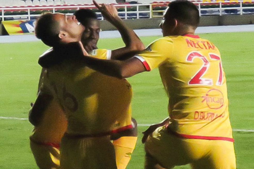 Santa Fe está intratable: venció a Cortuluá y sigue invicto en Liga