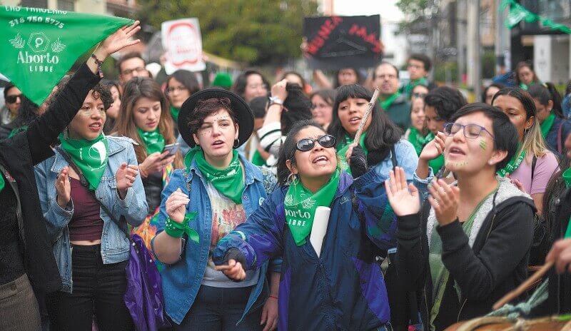 Lanzan movimiento para la eliminación del delito de aborto en Colombia
