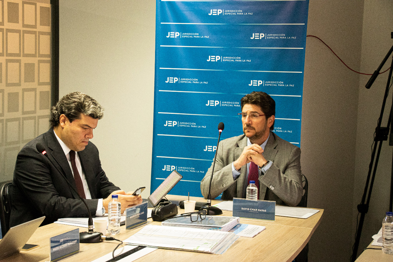 Primera audiencia de David Char en la JEP