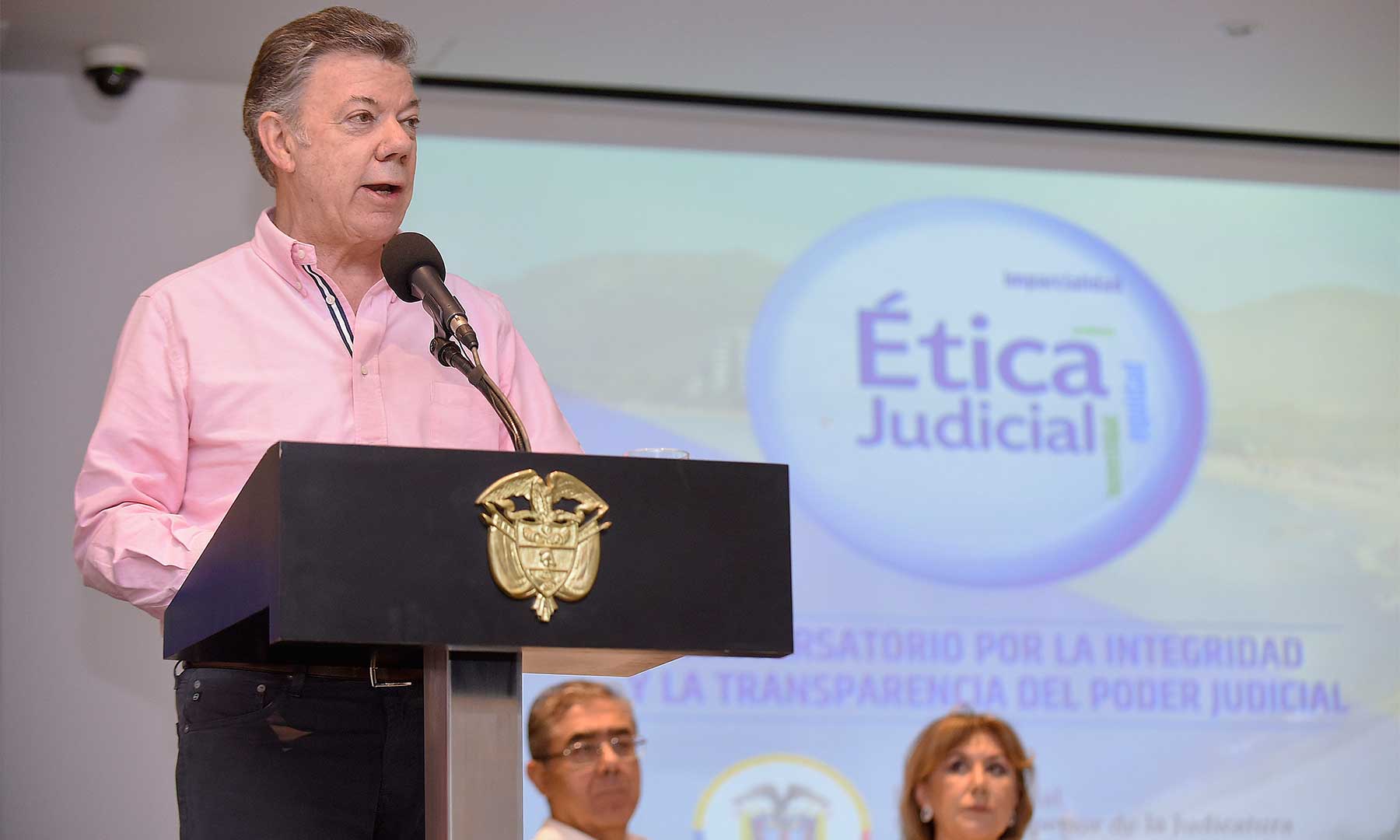 Santos hará visita de Estado a Canadá la próxima semana