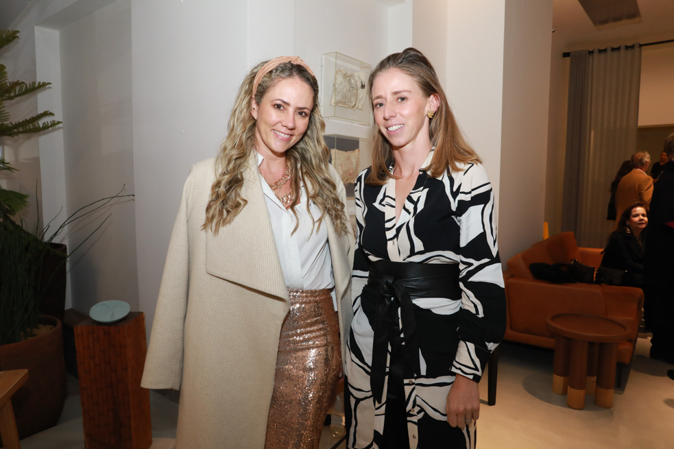 Elisa Luque y Alejandra Serna