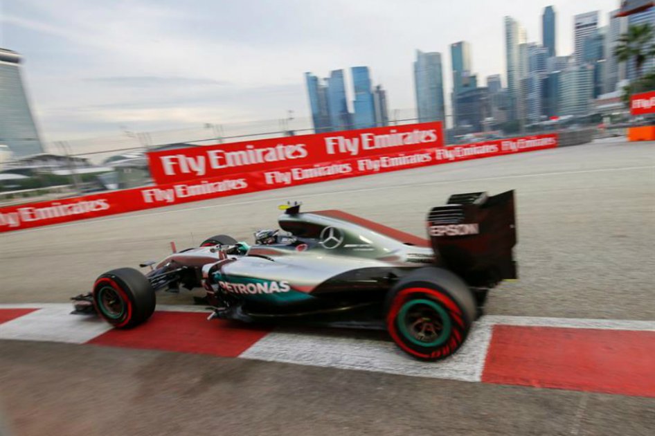 Nico Rosberg consigue la pole position en el Gran Premio de Singapur