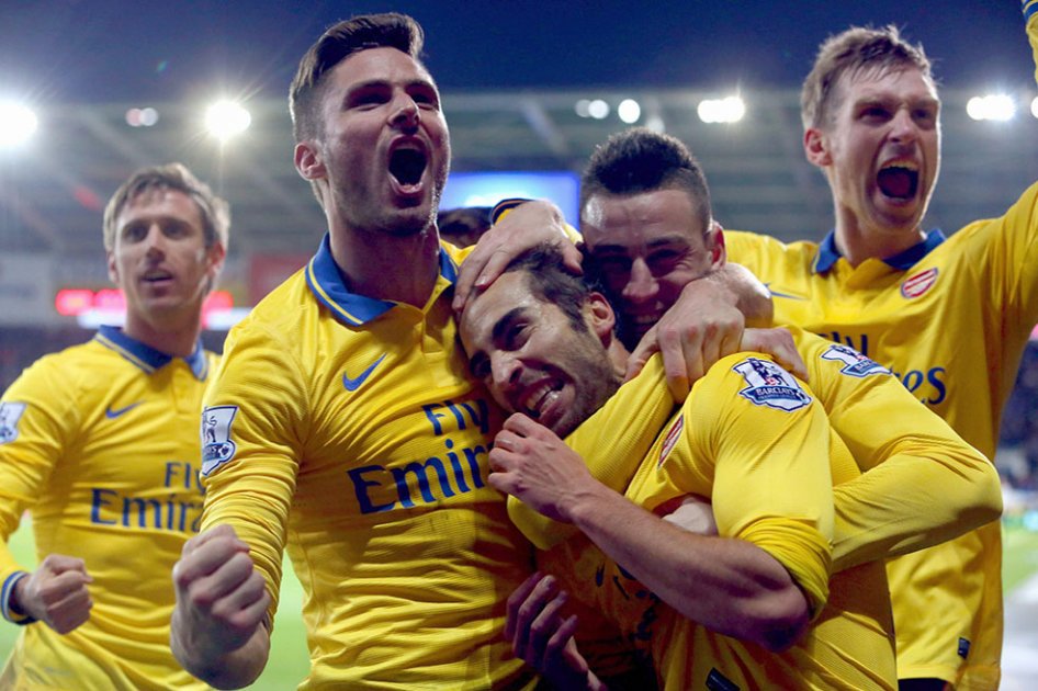 Arsenal ganó y sigue imparable en la Premier