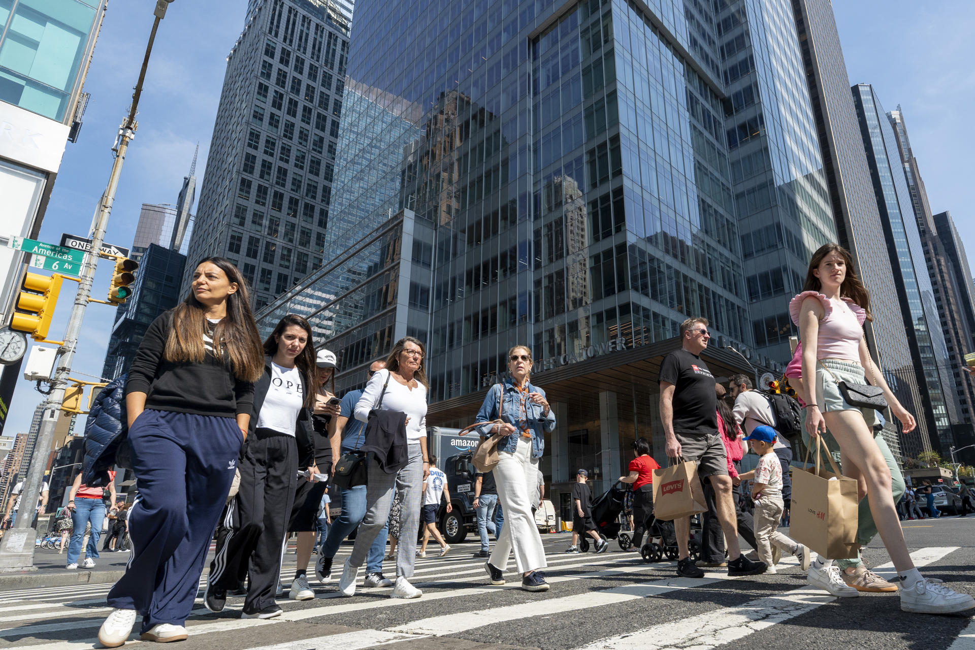 Verano récord en Nueva York: 35 kilómetros de calles solo para peatones