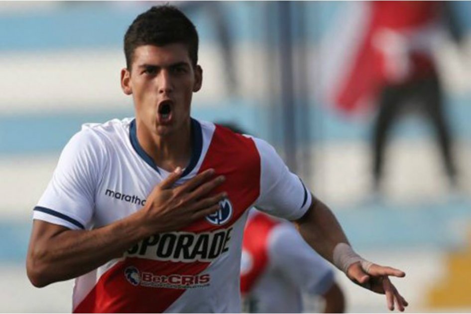 Perú convoca a Bulos tras lesión de Guerrero para jugar con EE.UU. y Colombia