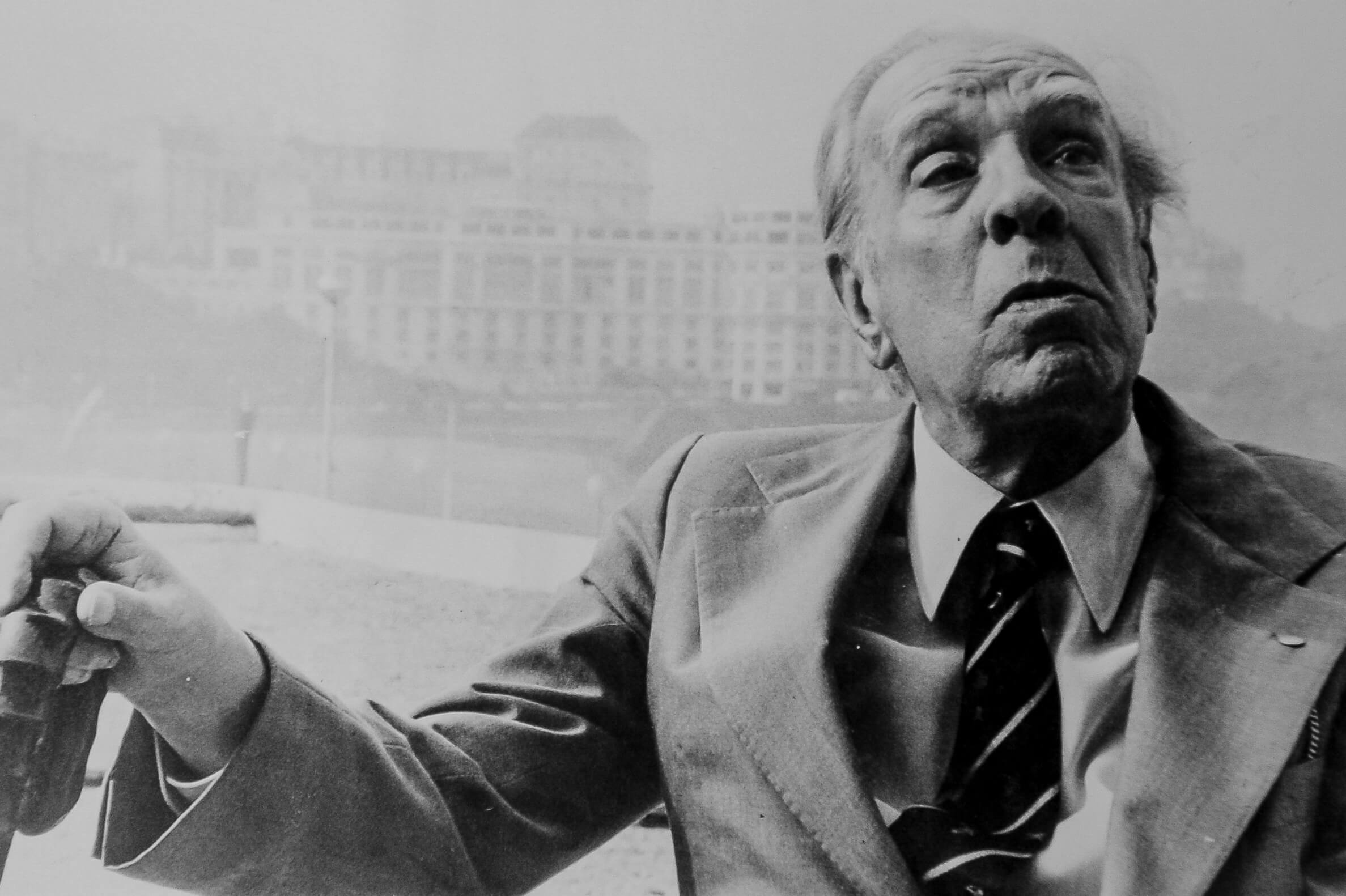 Los infinitos nacimientos de Borges