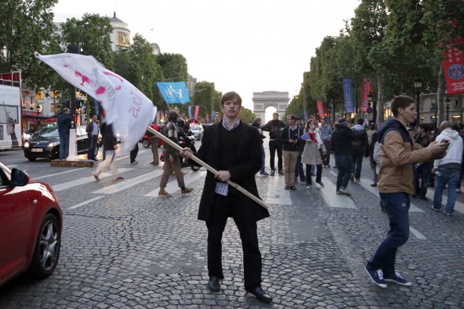 Hollande pide responsabilidad ante manifestación contra matrimonio homosexual