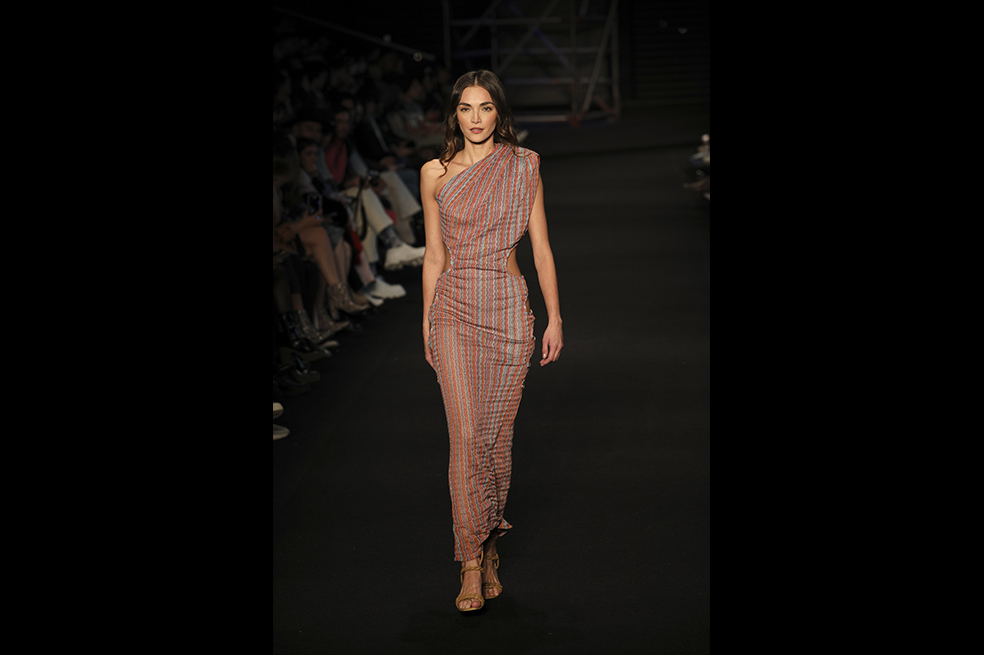 Bogotá Fashion Week 2022: La semana de la moda de la capital del país
Celebridades y personalidades del mundo de la moda lucieron sus mejores pintas en los tres días de pasarelas del Bogotá Fashion Week 2022.