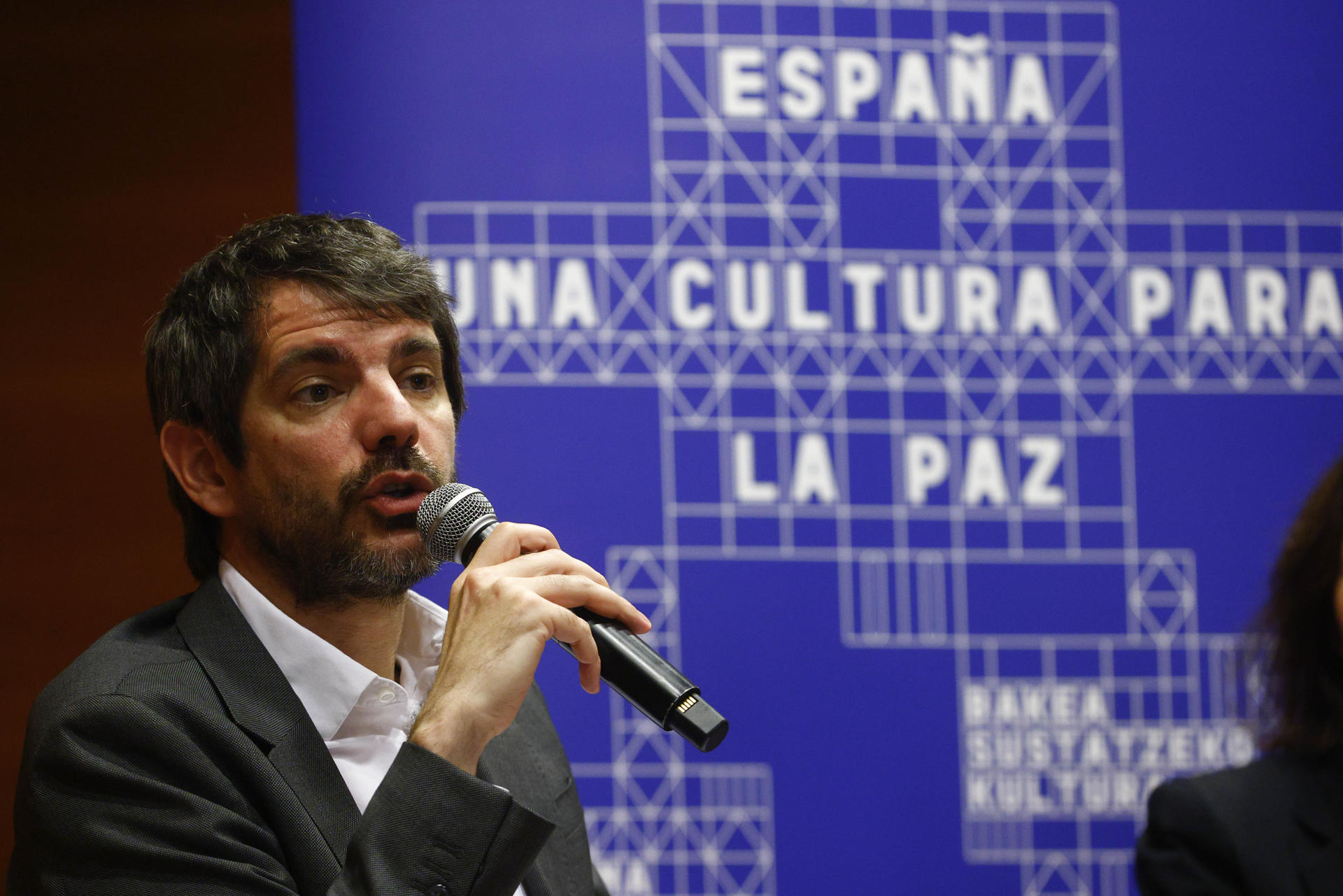 España protagoniza la FILBo 2025 con un mensaje de cultura y paz