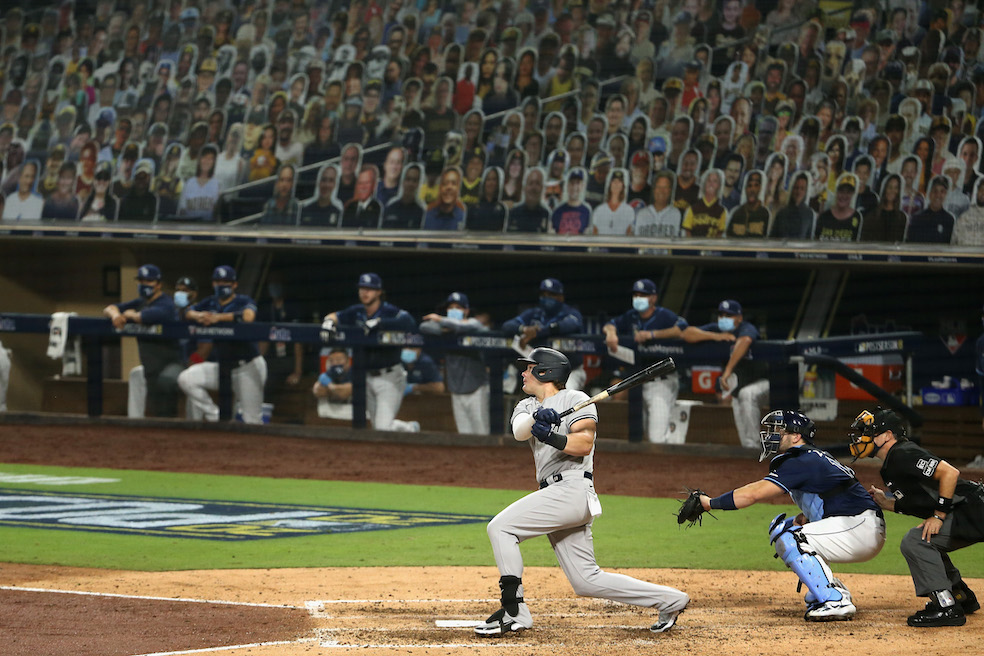 Los Yankees comenzaron la postemporada con victoria