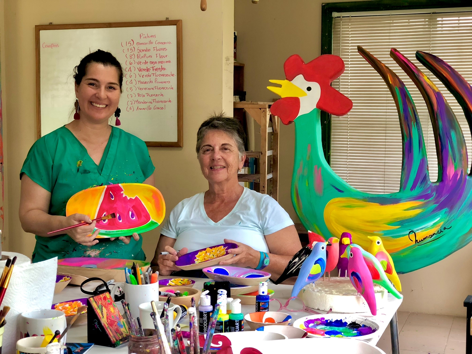 Un taller artesanal que inspira sus obras en Colombia