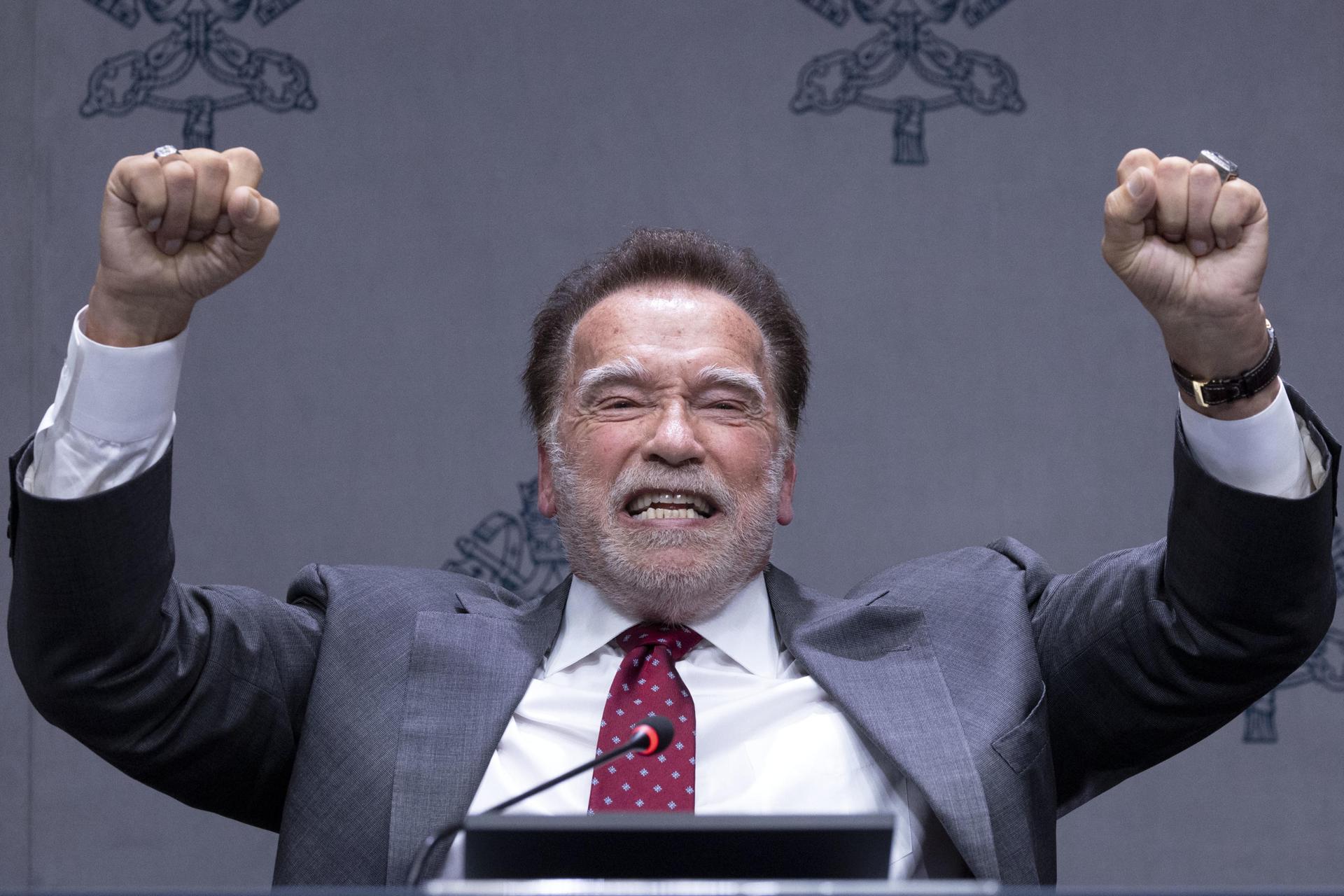 Arnold Schwarzenegger revela que Depredador y Conan regresan. Así serán las nuevas películas