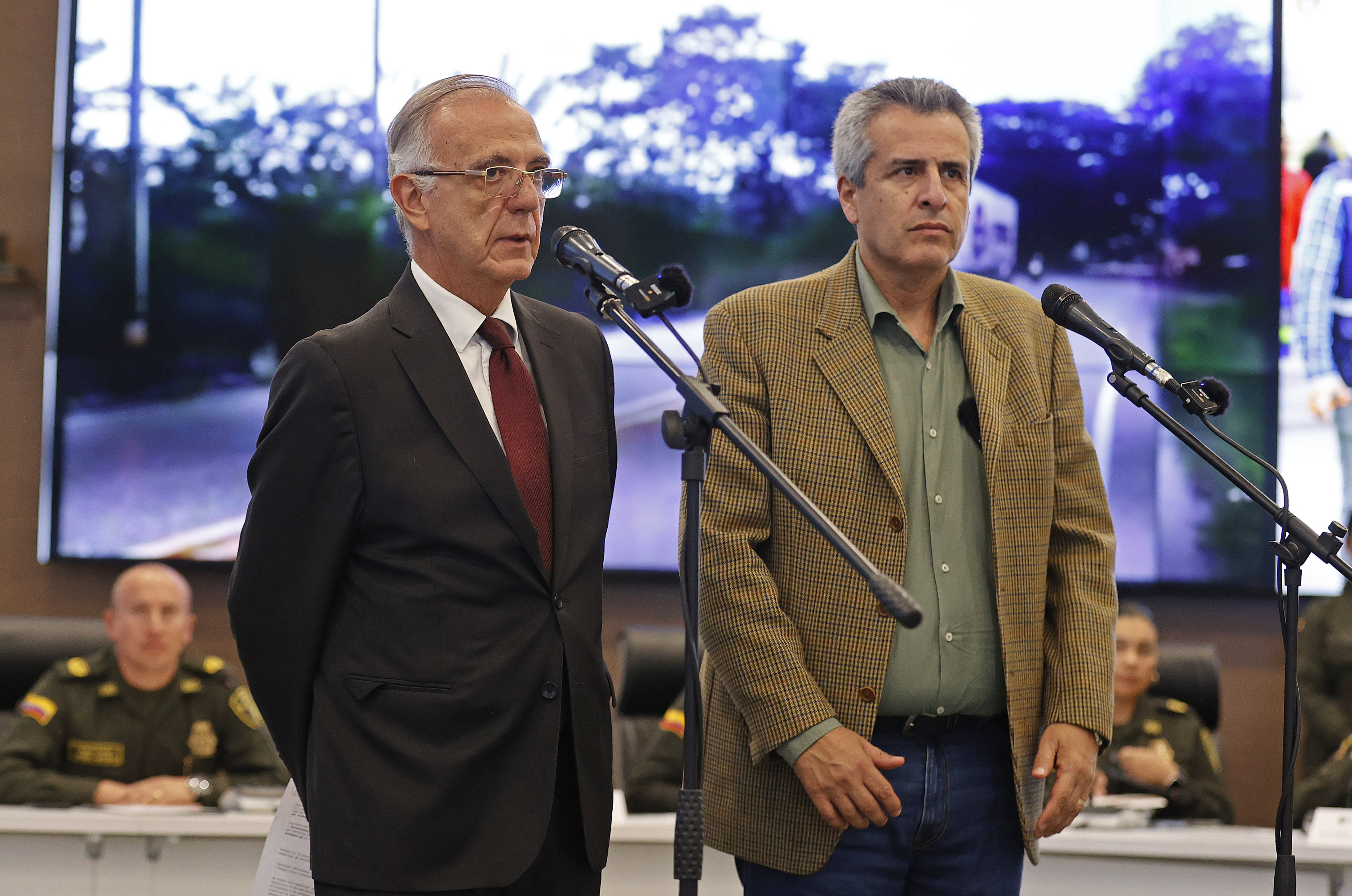 Nuevo choque entre Mindefensa y Barbosa por plan para evitar compra de votos