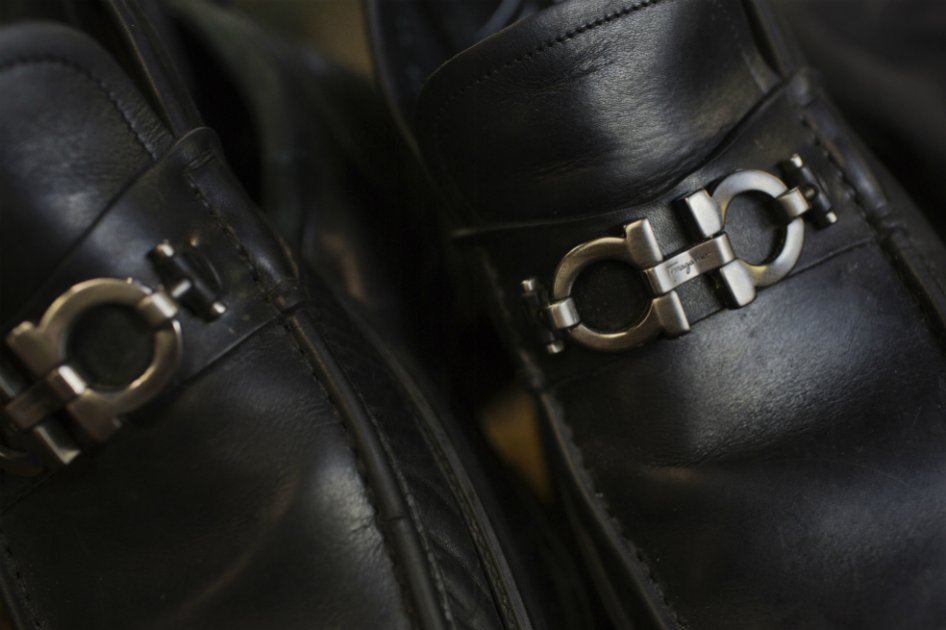 Ferragamo pone microchips en zapatos para evitar falsificaciones
