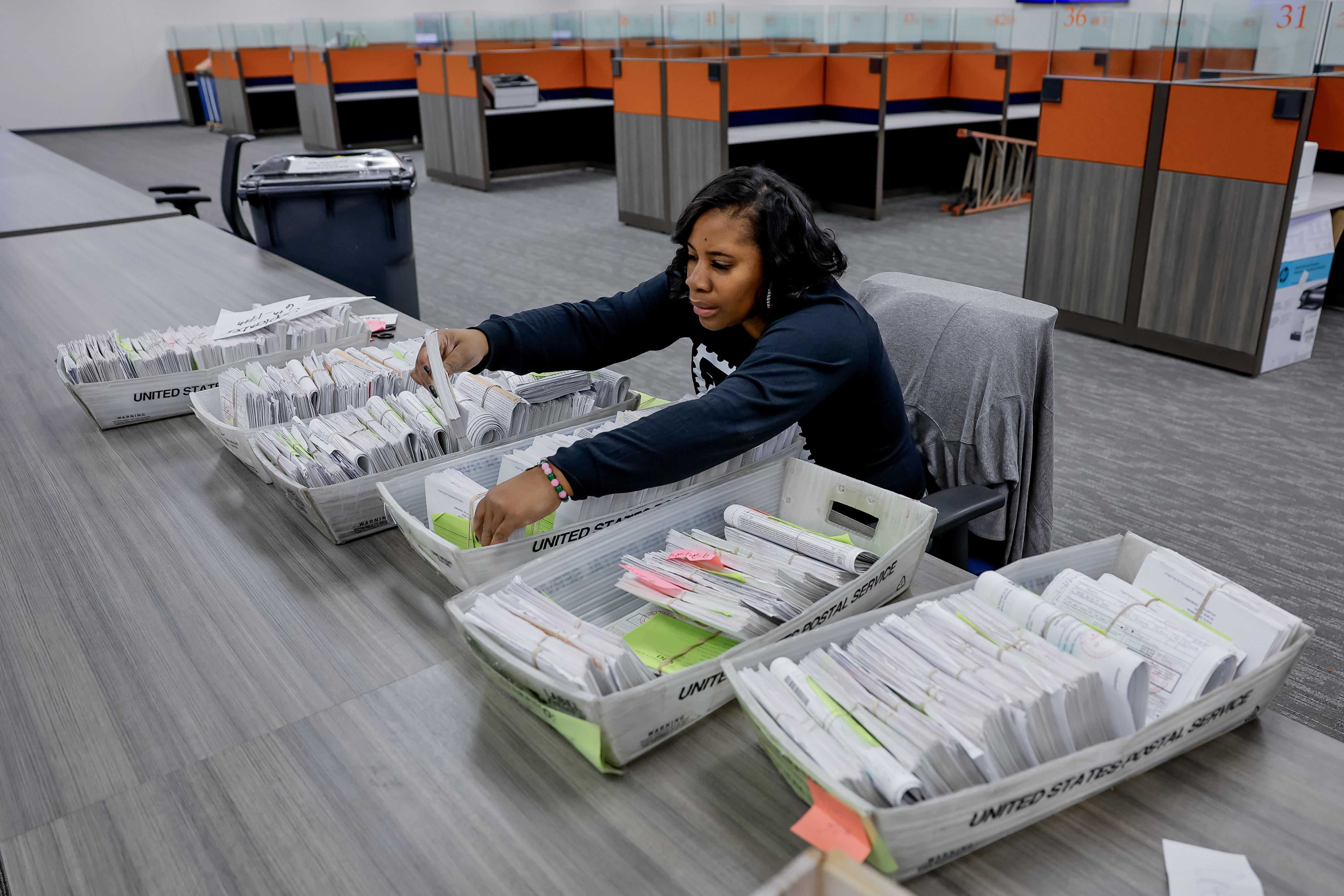 ¿Qué pasa si hay empate entre Trump y Harris en las elecciones?