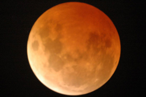 Eclipse total de luna tardará dos años en reaparecer