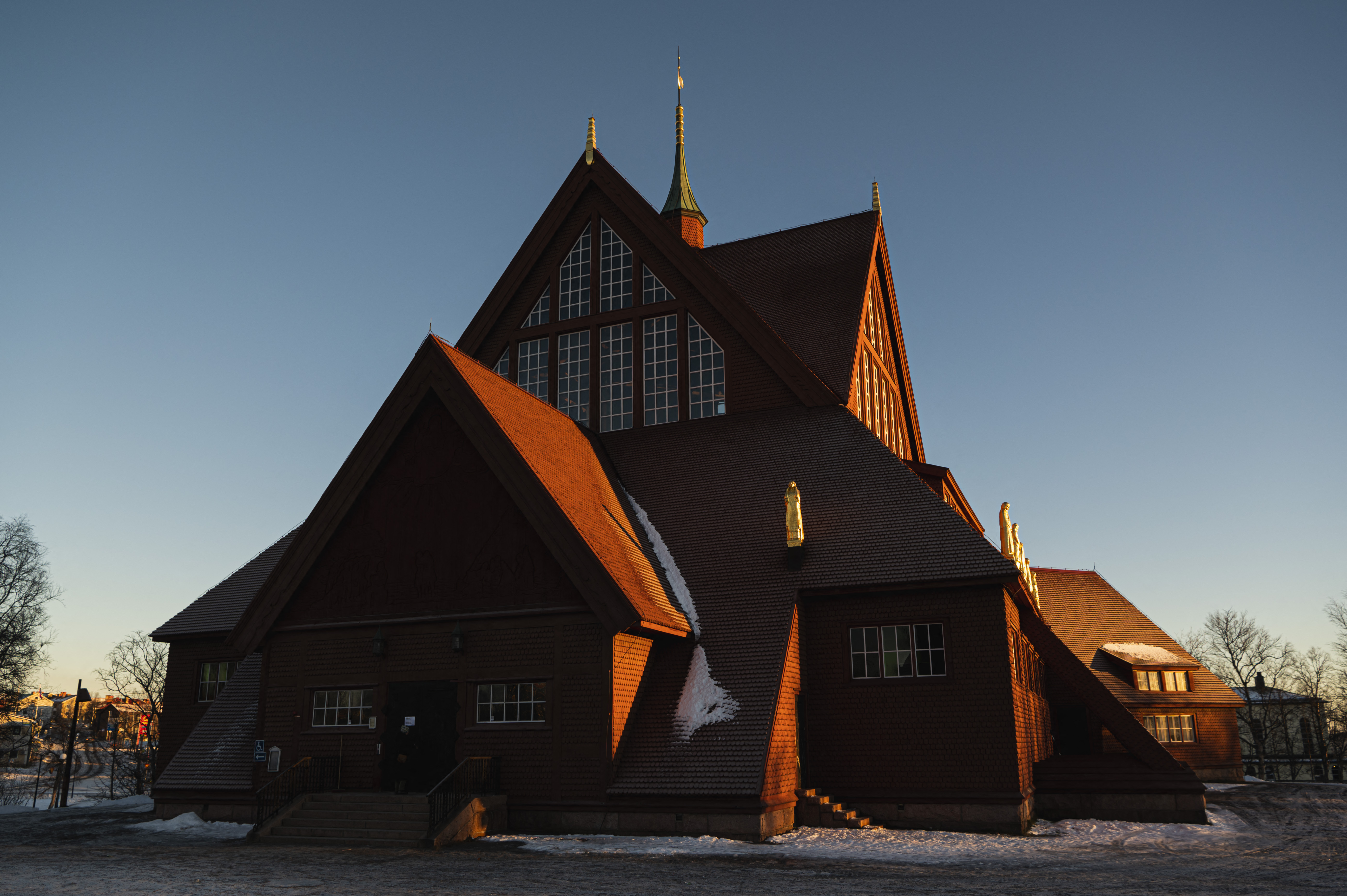 Trasladan una iglesia de hace más de 100 años en Suecia por ampliación de una mina