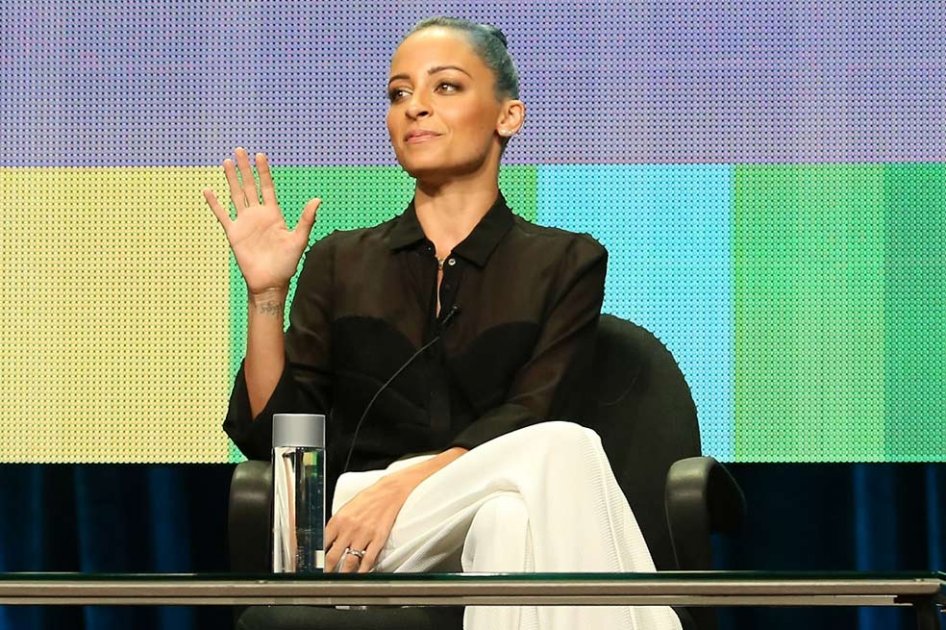 Nicole Richie se arrepiente de su tatuaje adolescente