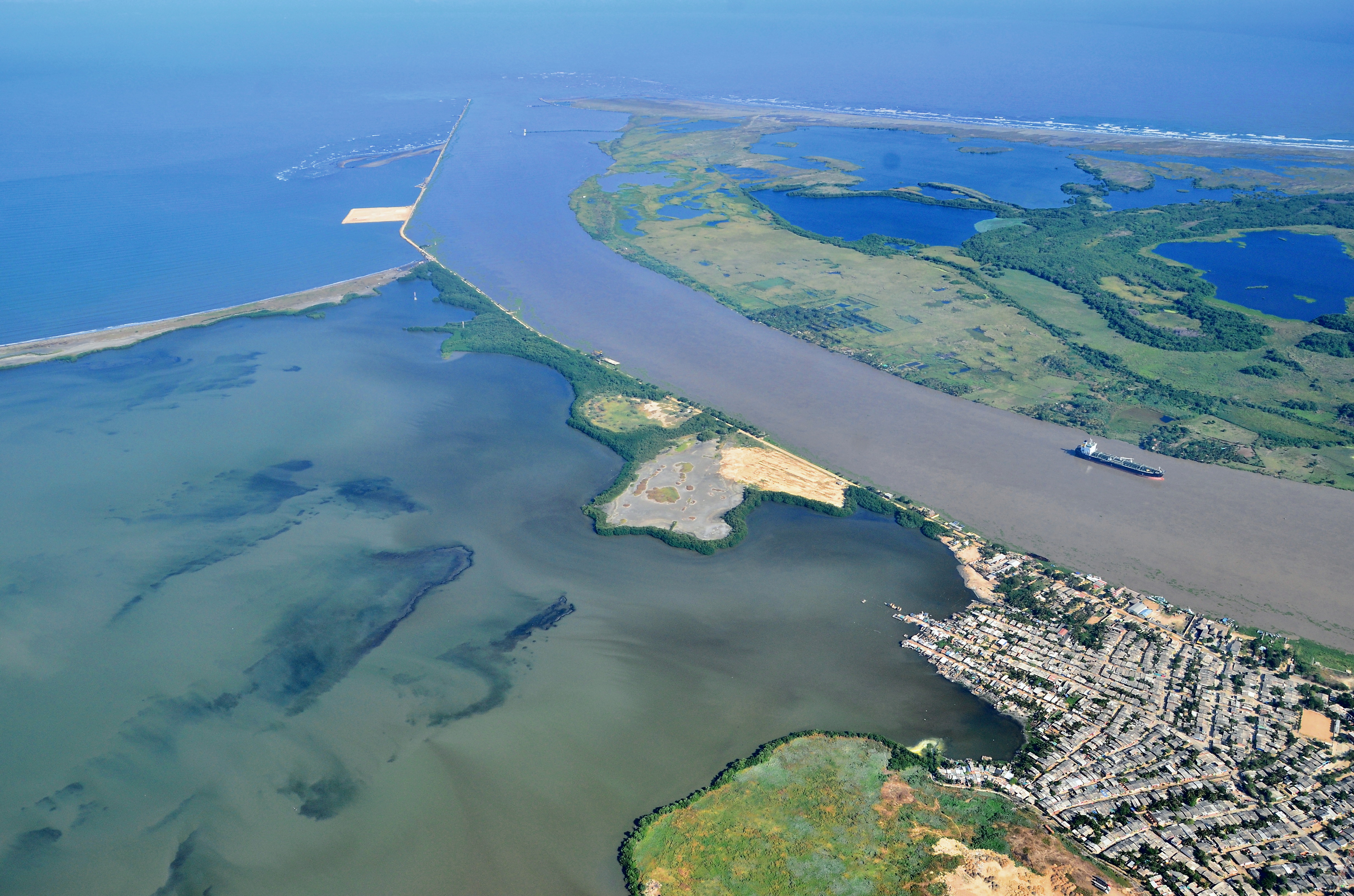 Ideam decreta alerta amarilla en playas del Caribe por intenso oleaje