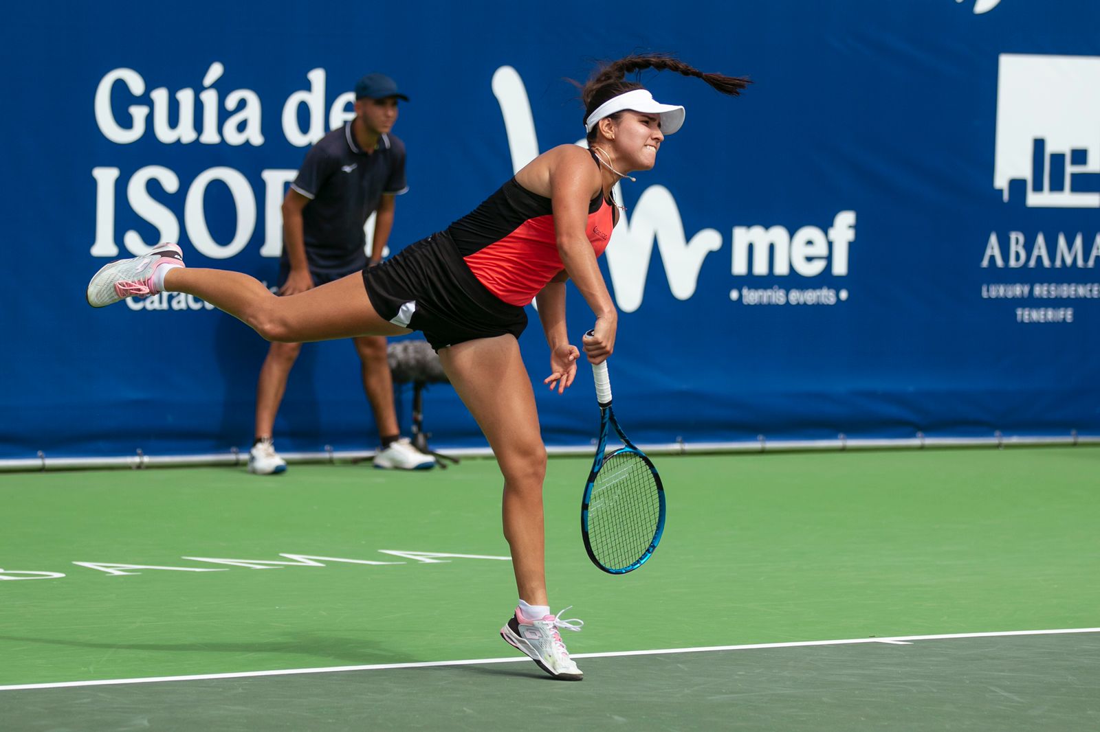 Camila Osorio avanza a los cuartos de final del WTA de Tenerife