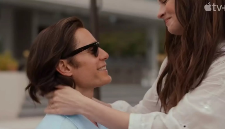 Anne Hathaway y Jared Leto protagonizan “WeCrashed”, miniserie de Apple TV+
