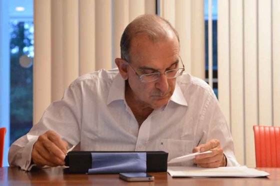 Fiscal no descarta que militares estén implicados en ‘chuzadas’ a De la Calle