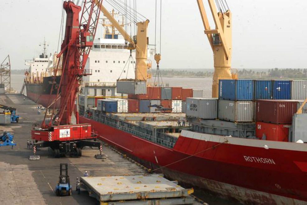 Importaciones de Colombia crecieron 39,5 % a noviembre de 2021